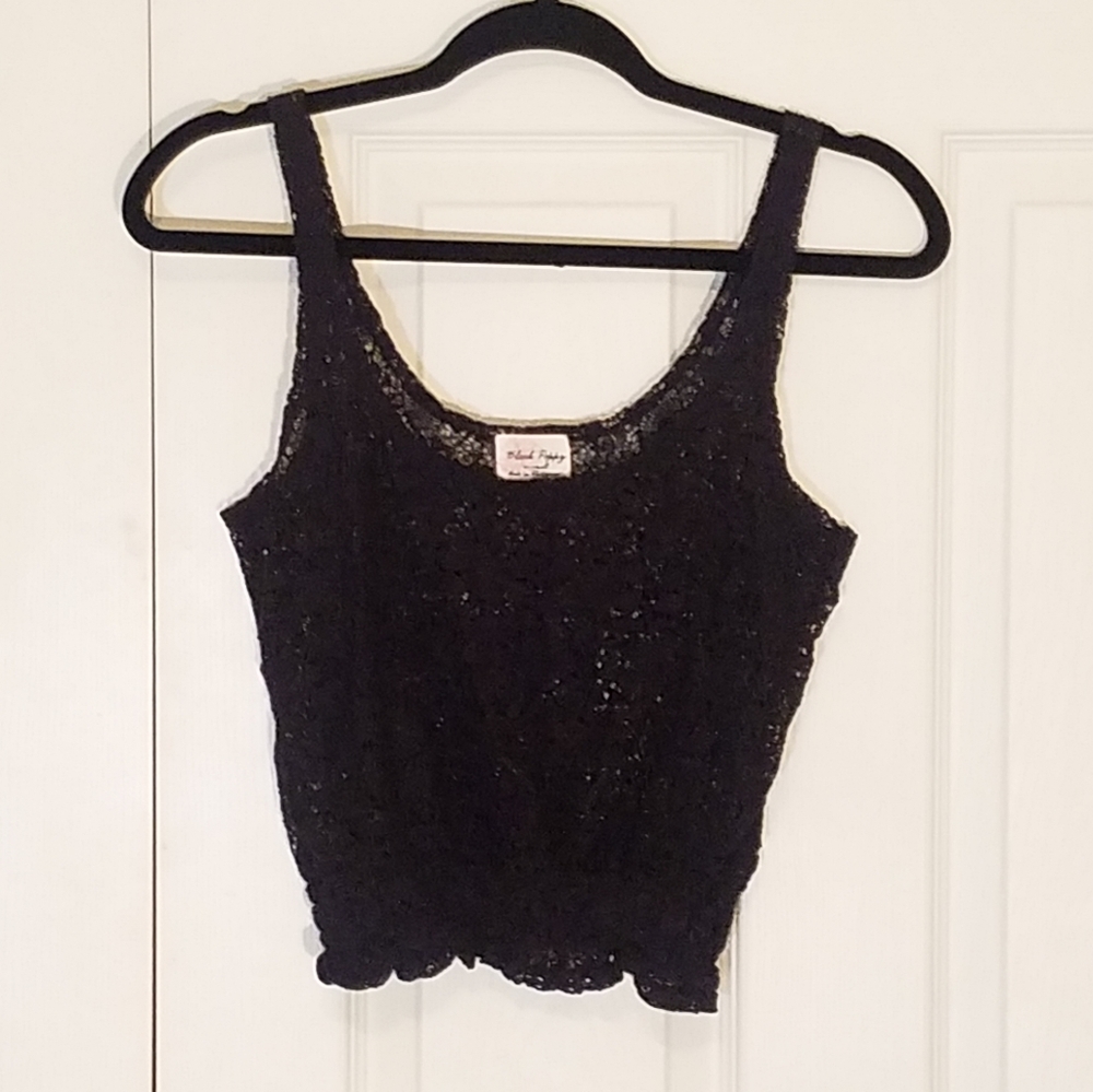 Black Poppy Lace Crop Top 🖤